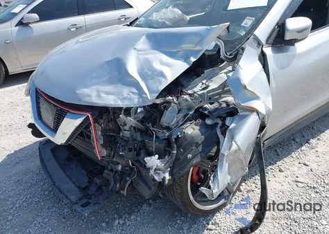 2017 Nissan Rogue S z USA, uszkodzony, nr VIN JN8AT2MT7HW402557